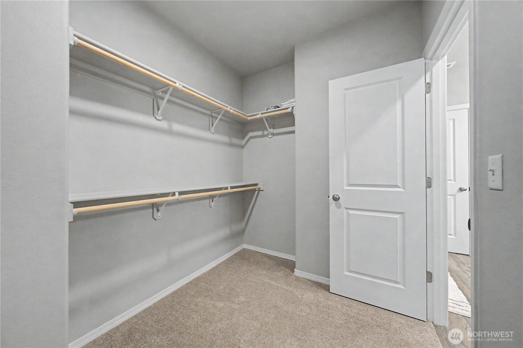 212 Royal Palm Drive , Moses Lake, WA 98837