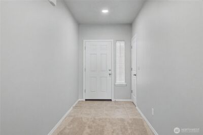 212 Royal Palm Drive , Moses Lake, WA 98837 - Photo 2