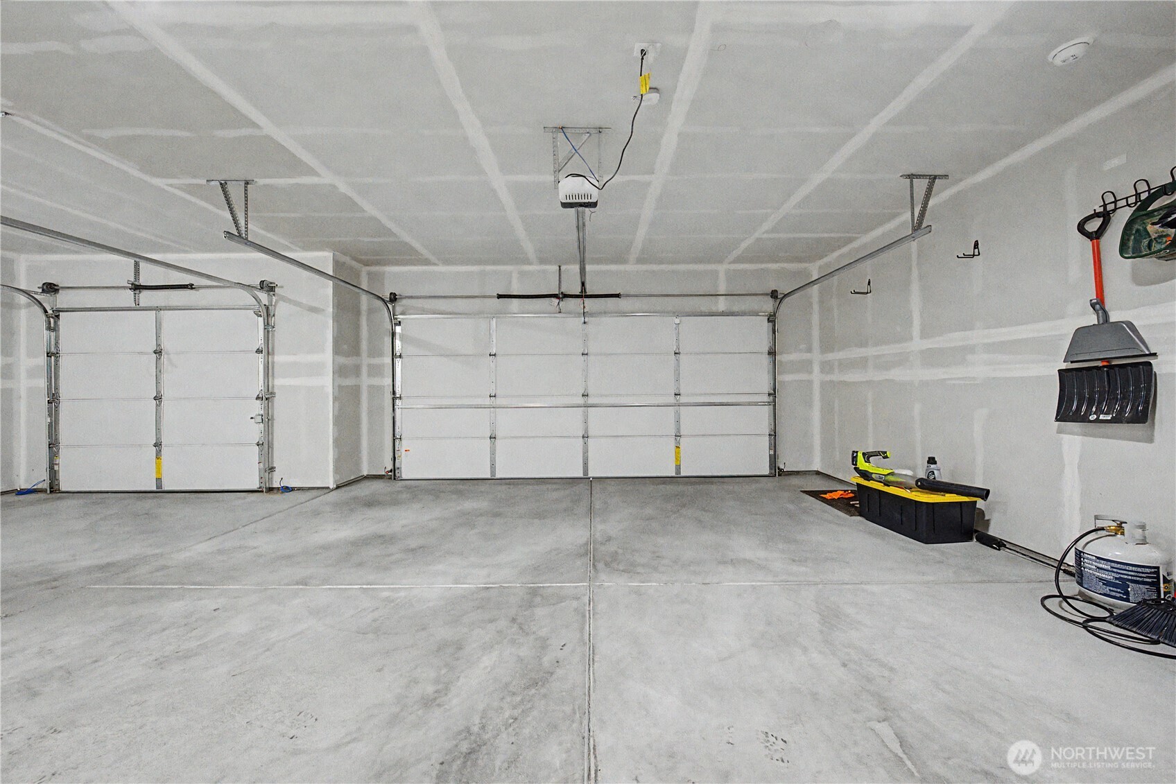 212 Royal Palm Drive , Moses Lake, WA 98837