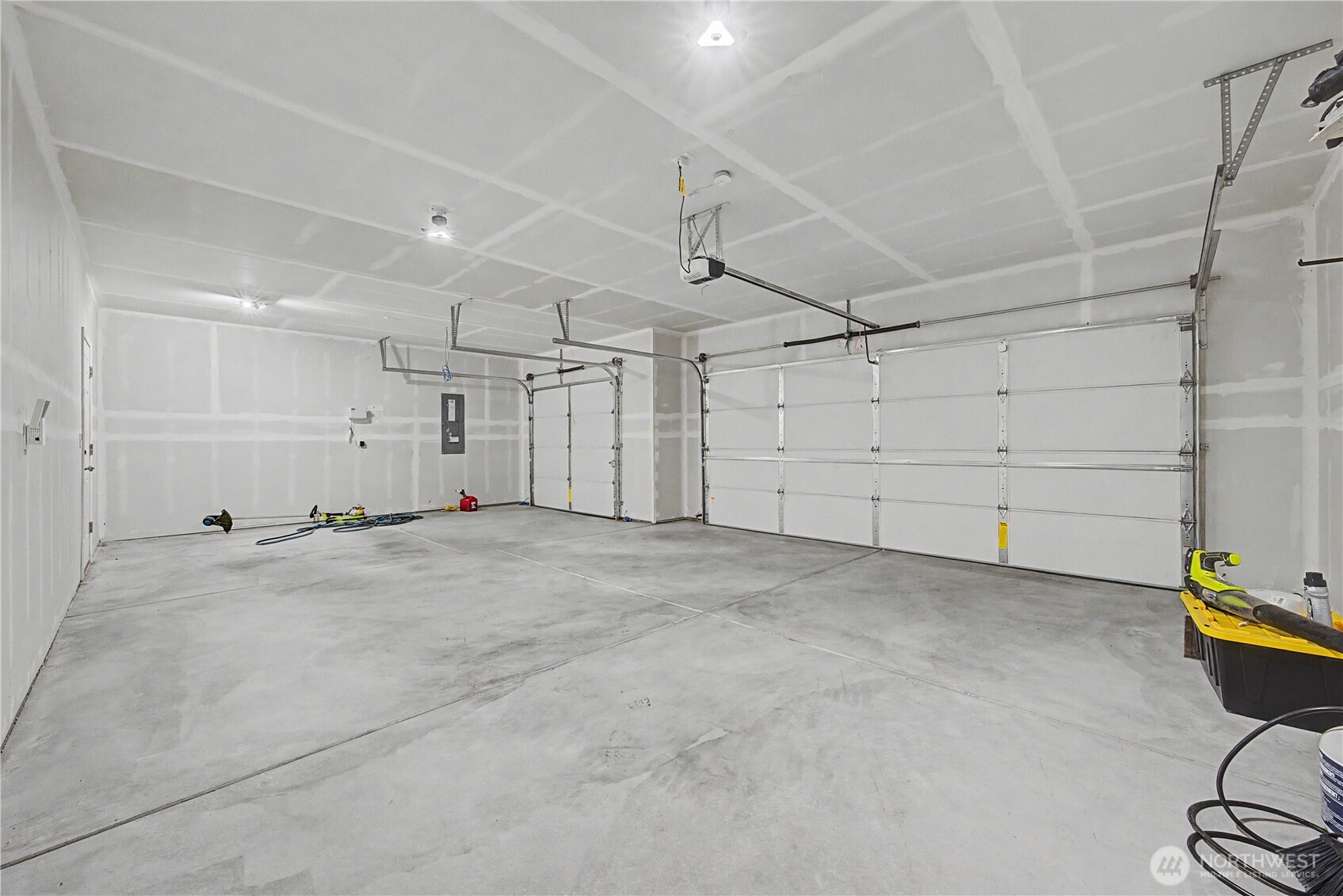 212 Royal Palm Drive , Moses Lake, WA 98837