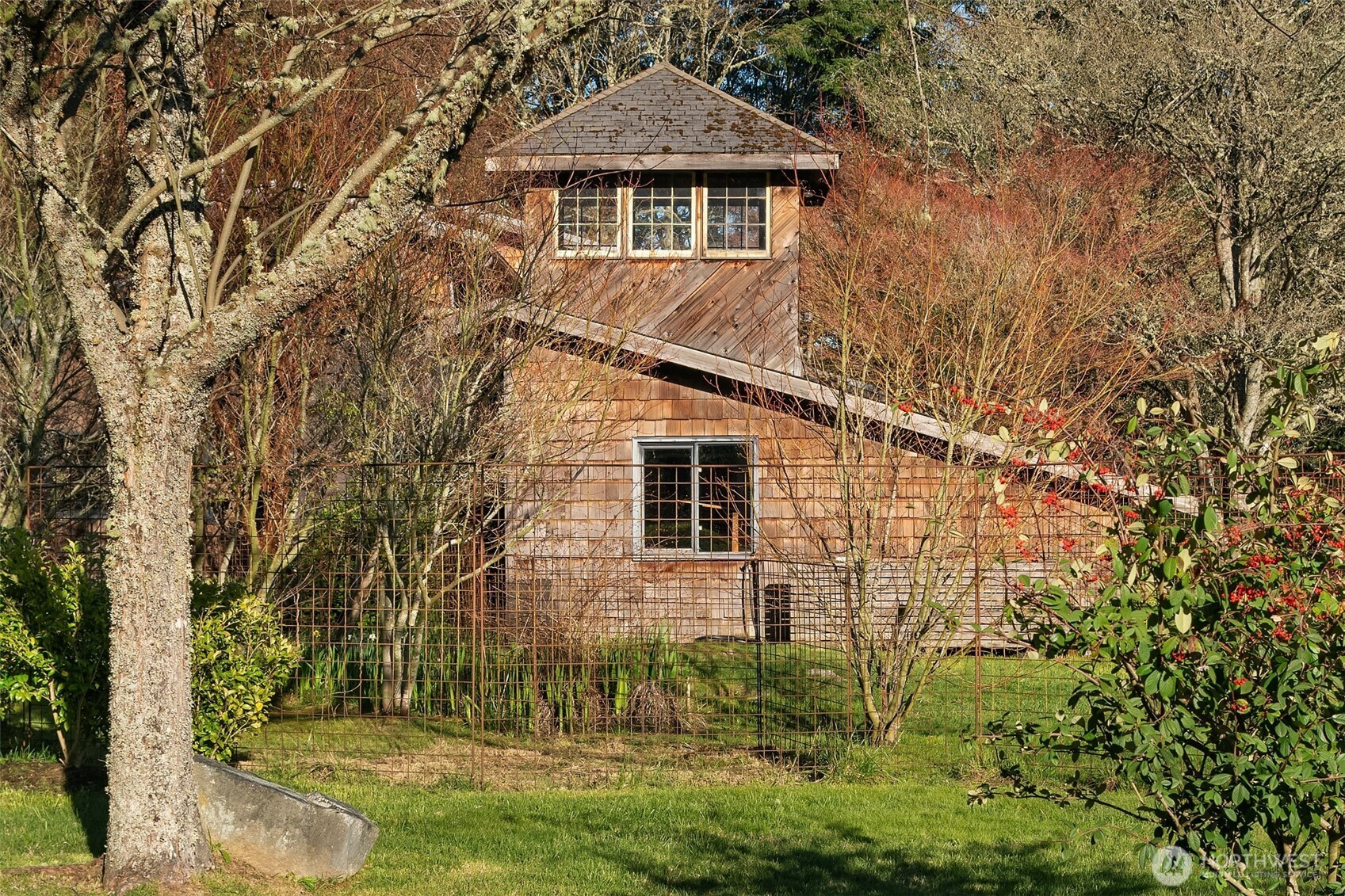 15232 Vermontville Road SW, Vashon, WA 98070