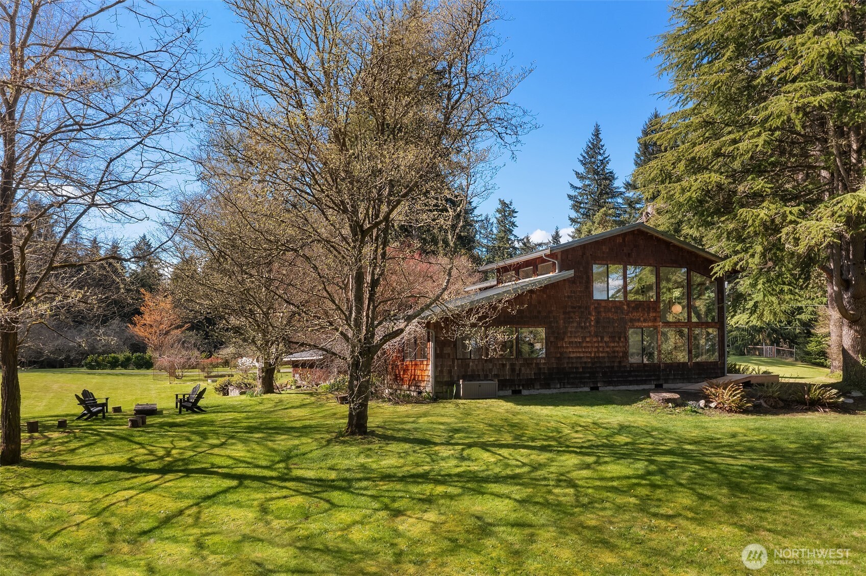 15232 Vermontville Road SW, Vashon, WA 98070