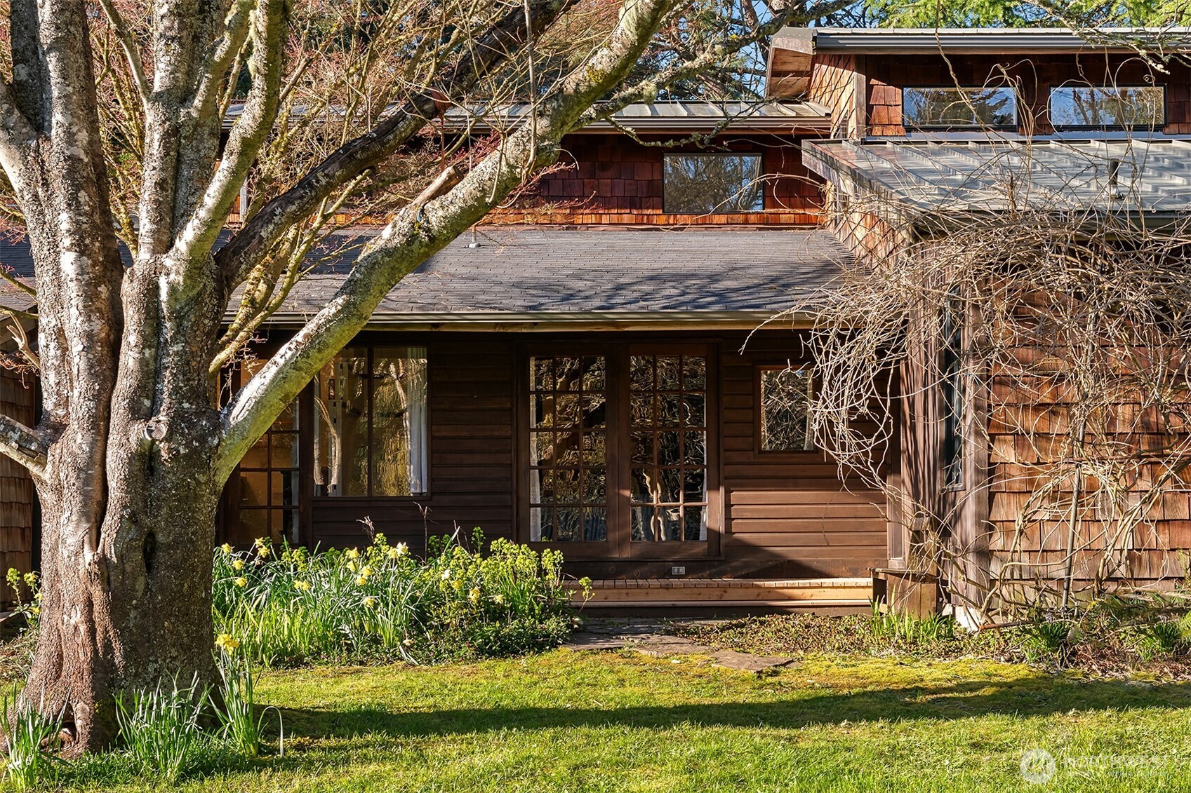 15232 Vermontville Road SW, Vashon, WA 98070