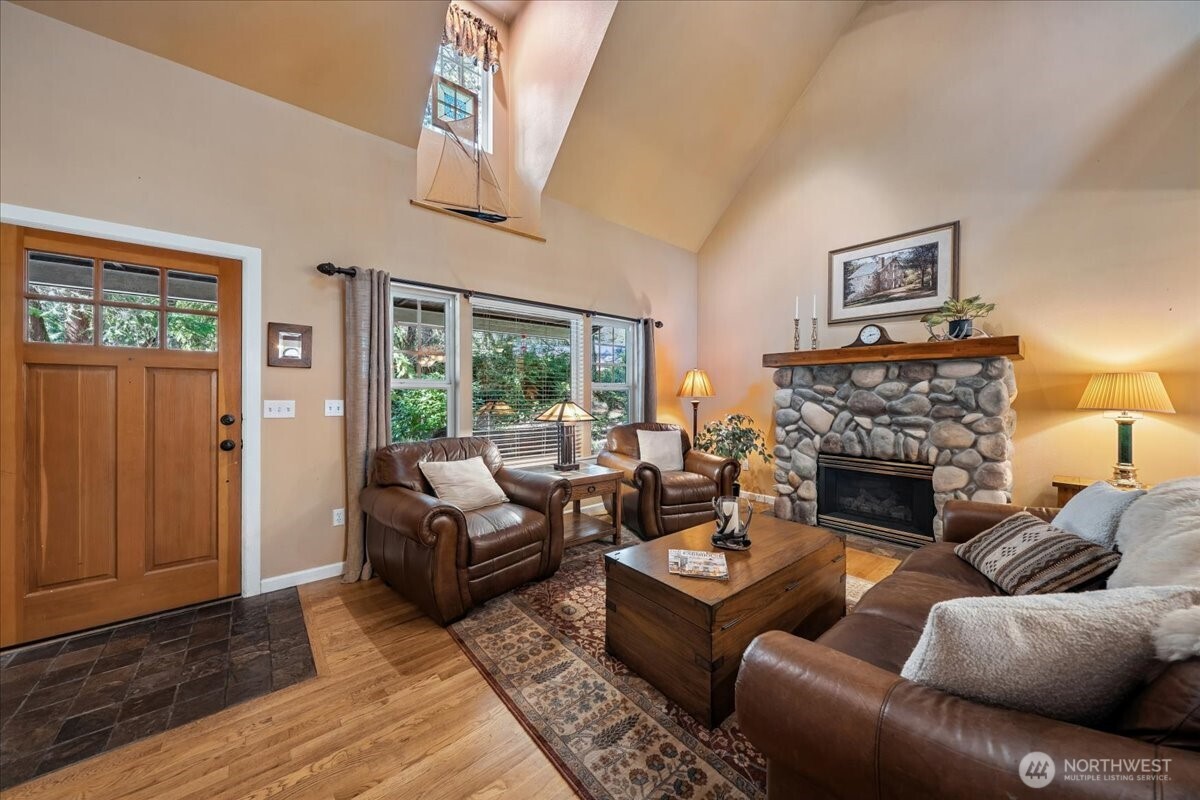 11806 105th Street Ct , Anderson Island, WA 98303