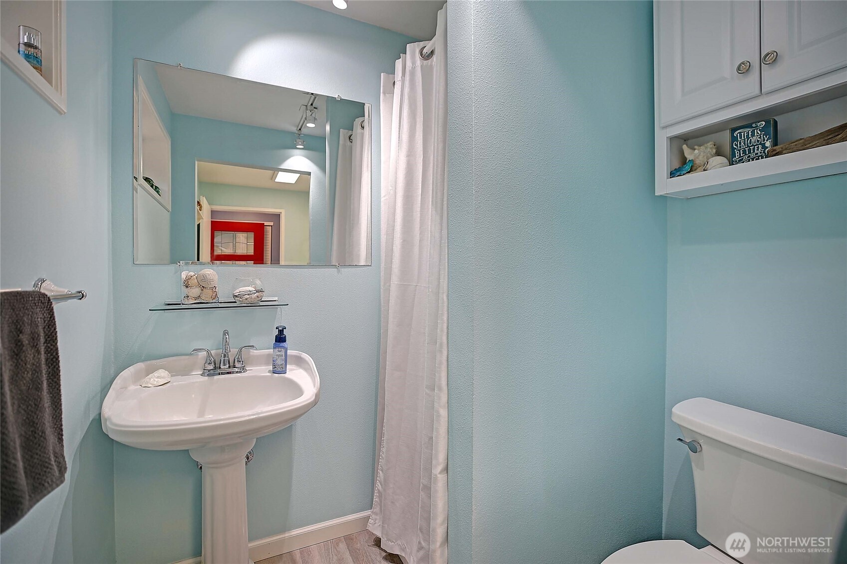 40 Vista Del Mar Street , Camano Island, WA 98282