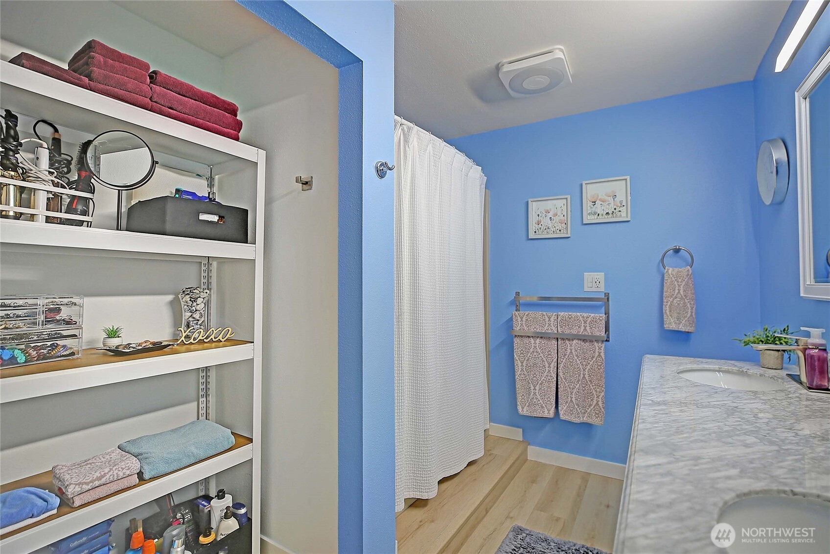 40 Vista Del Mar Street , Camano Island, WA 98282