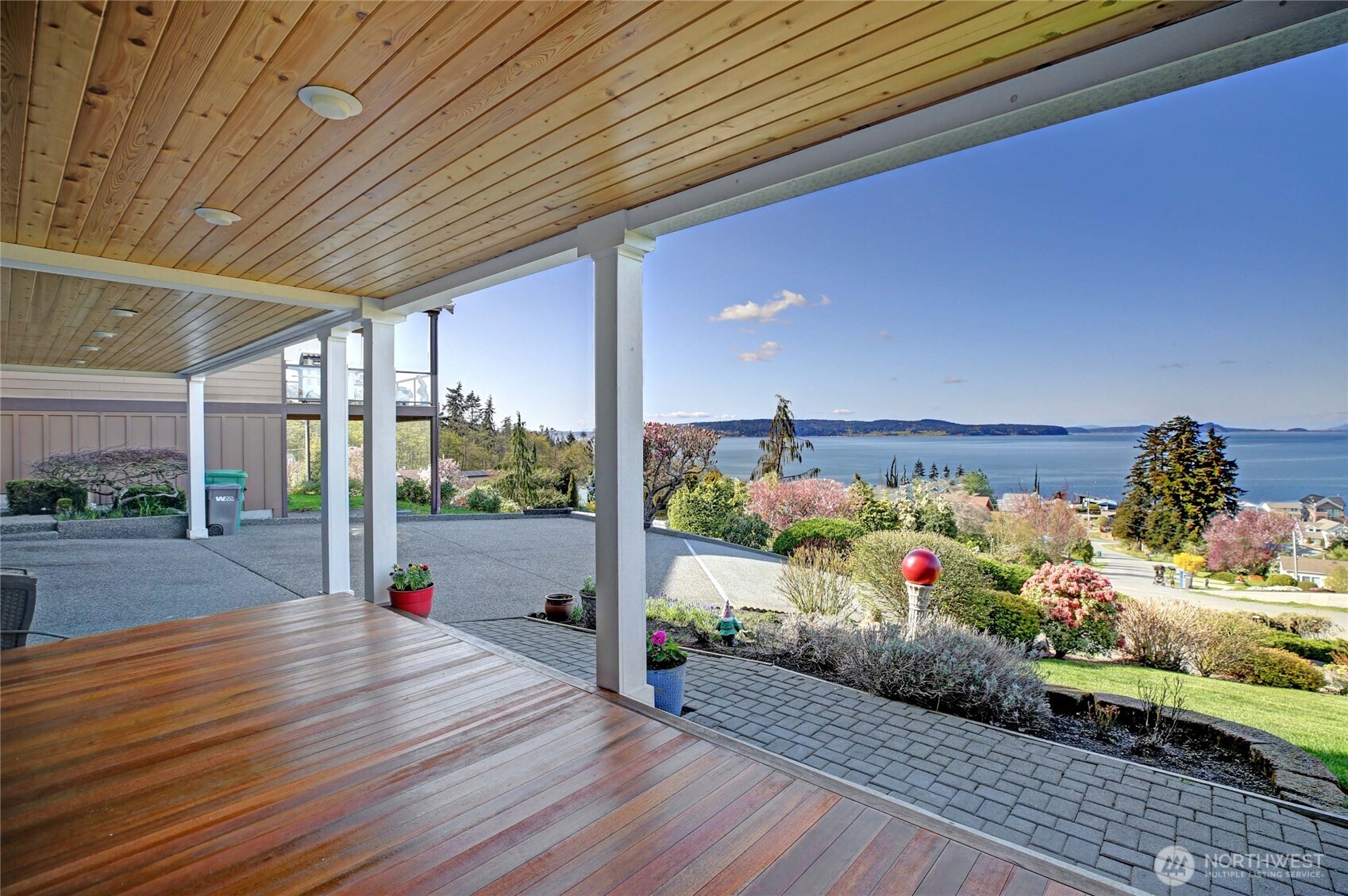 40 Vista Del Mar Street , Camano Island, WA 98282