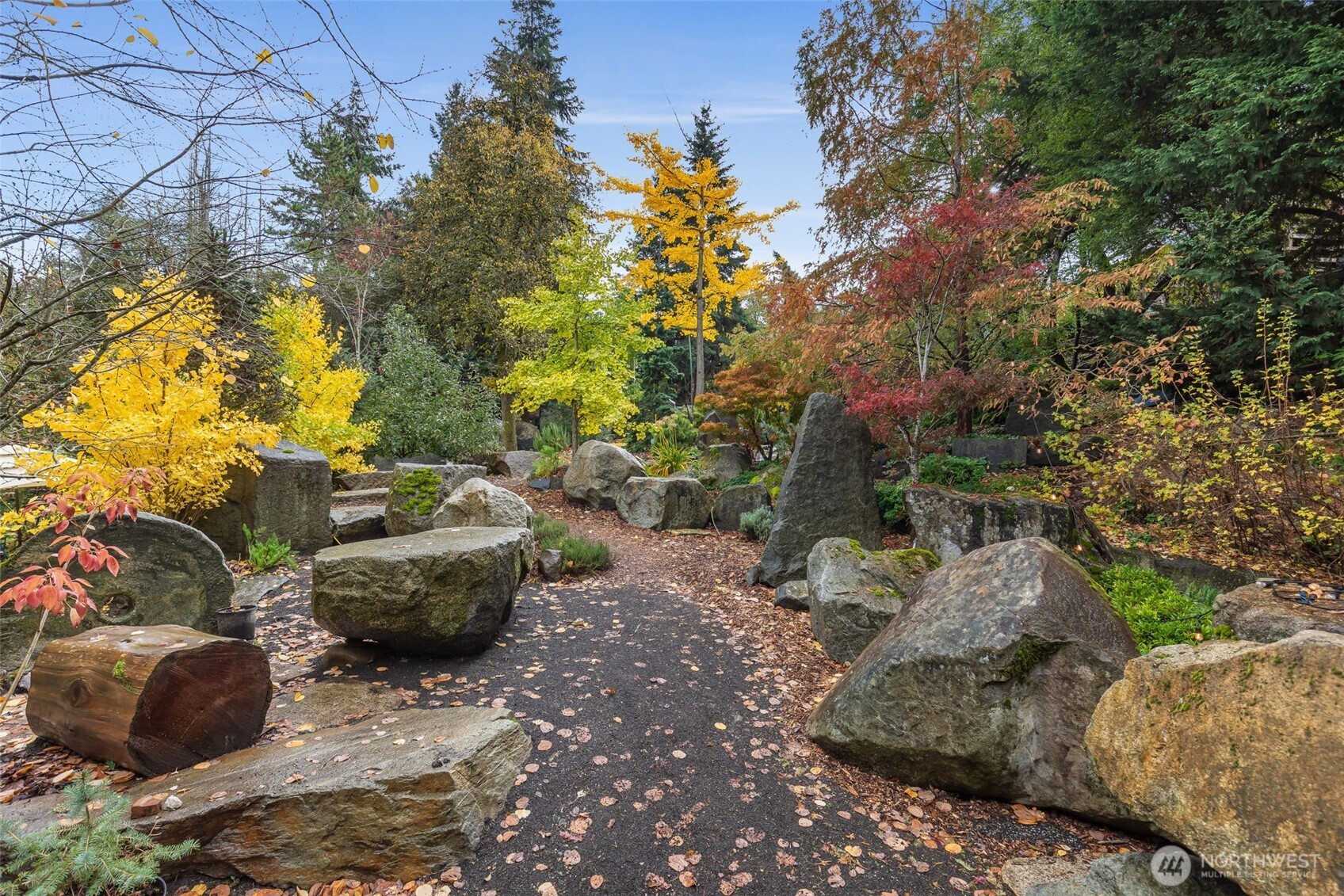 3007 S Court Street , Seattle, WA 98144