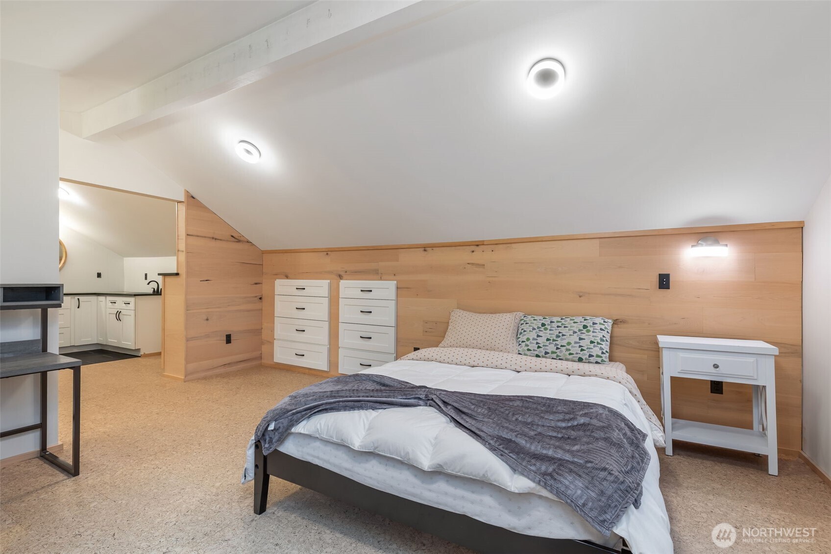 3007 S Court Street , Seattle, WA 98144