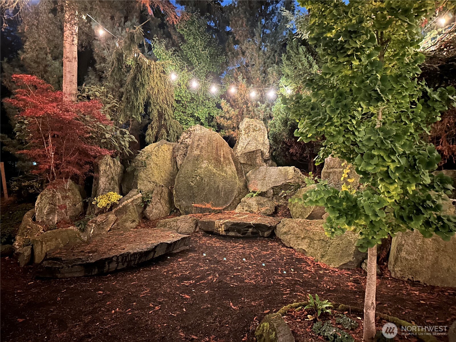 3007 S Court Street , Seattle, WA 98144