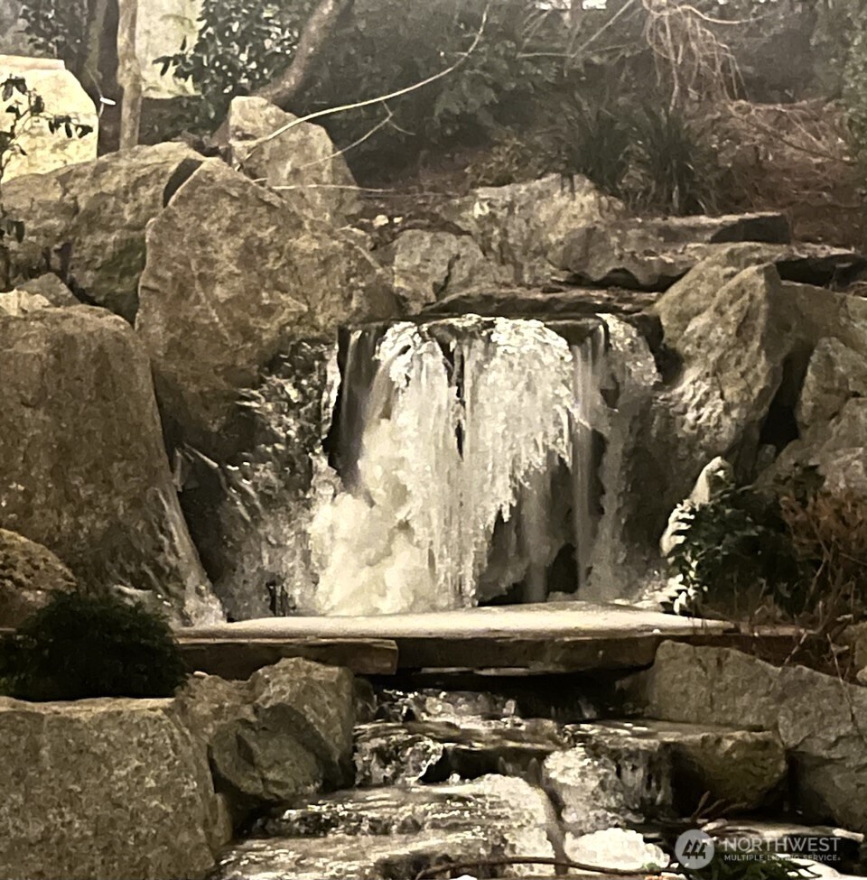 3007 S Court Street , Seattle, WA 98144