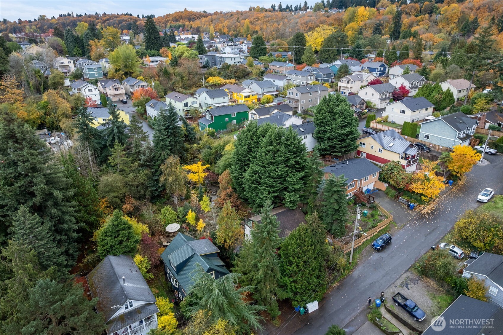 3007 S Court Street , Seattle, WA 98144