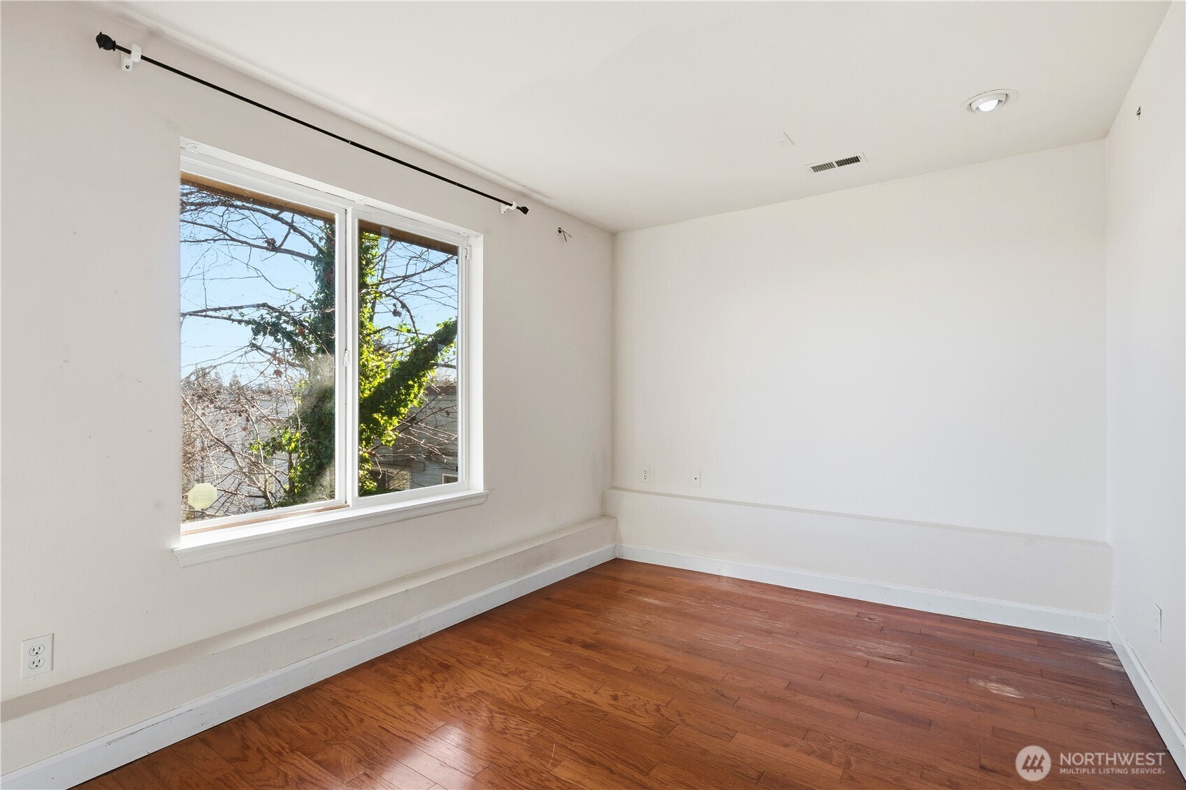 314 25th Avenue E, Seattle, WA 98112