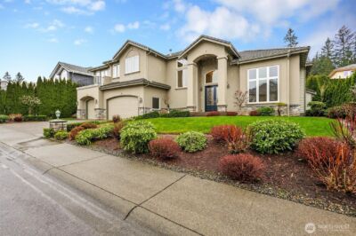 8225 155th Avenue SE, Newcastle, WA 98059