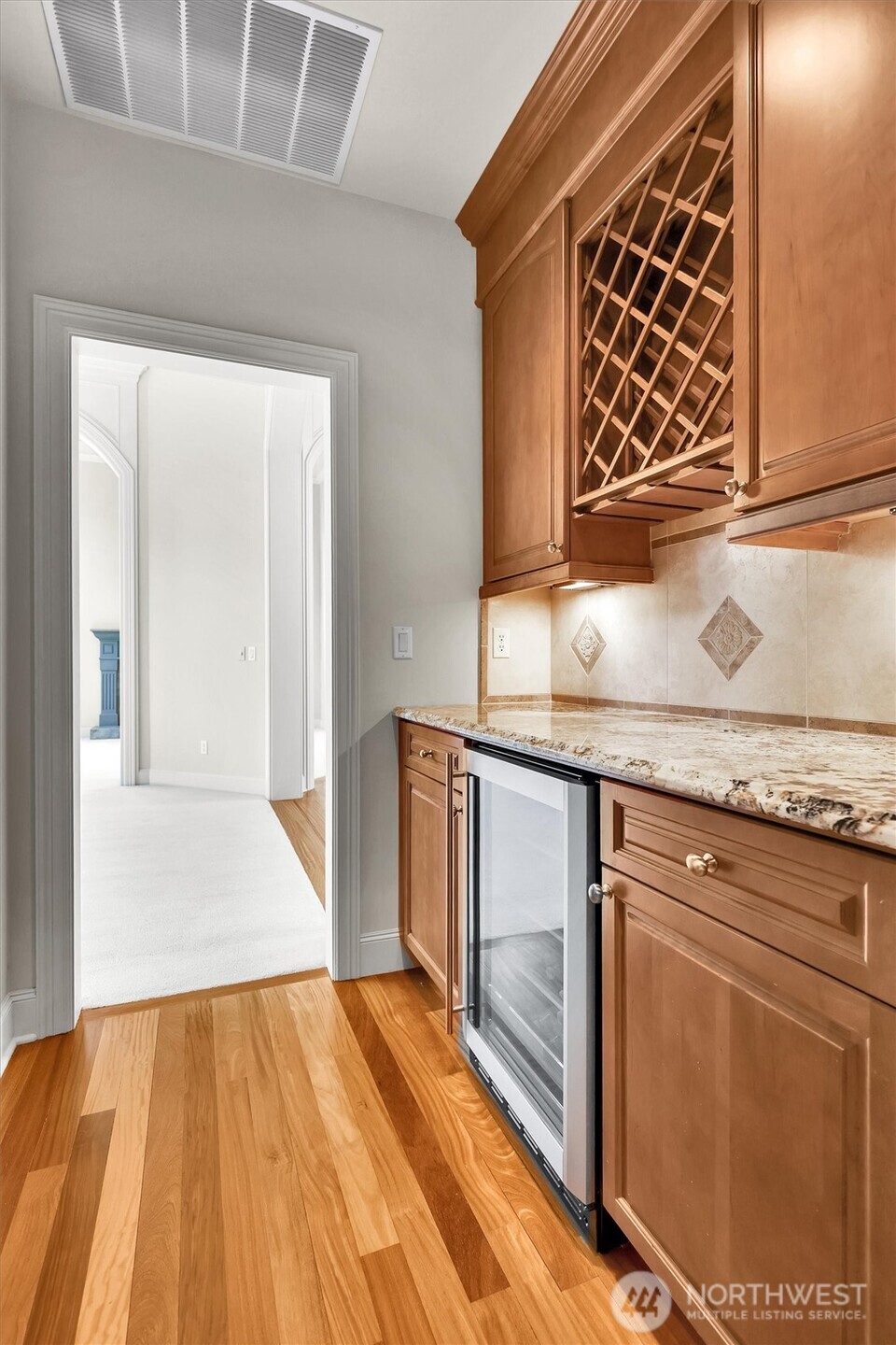 8225 155th Avenue SE, Newcastle, WA 98059