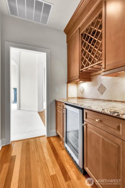 8225 155th Avenue SE, Newcastle, WA 98059 - Photo 13