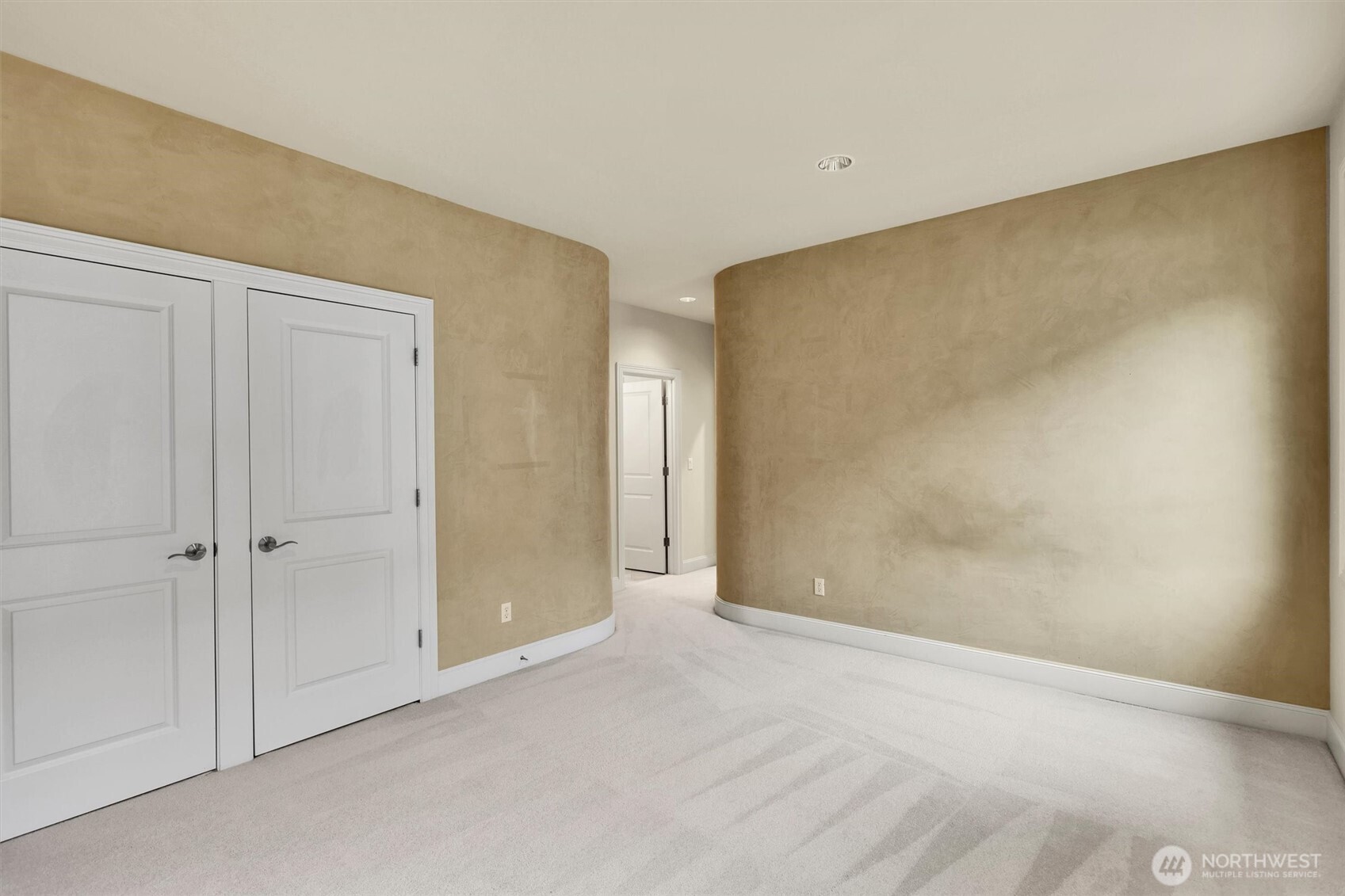 8225 155th Avenue SE, Newcastle, WA 98059