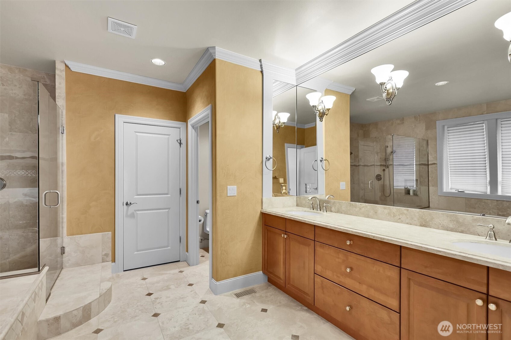 8225 155th Avenue SE, Newcastle, WA 98059