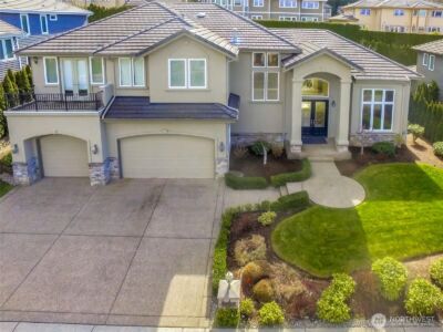 8225 155th Avenue SE, Newcastle, WA 98059 - Photo 2