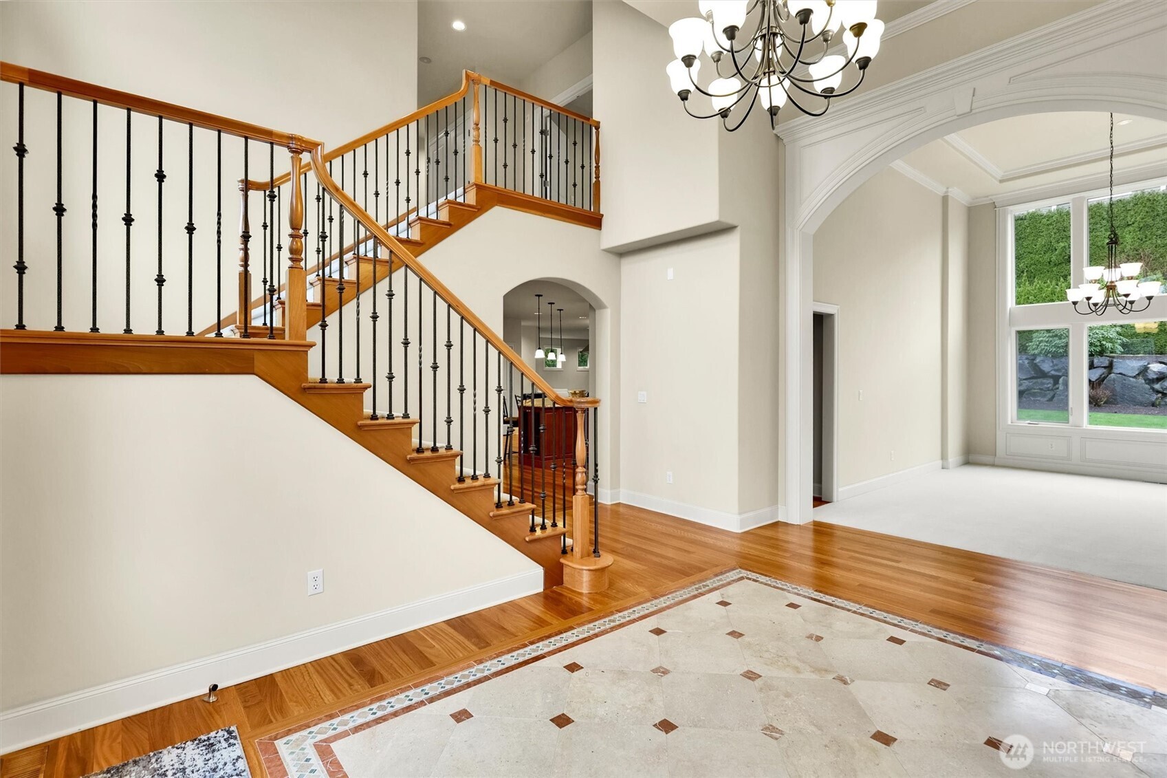 8225 155th Avenue SE, Newcastle, WA 98059