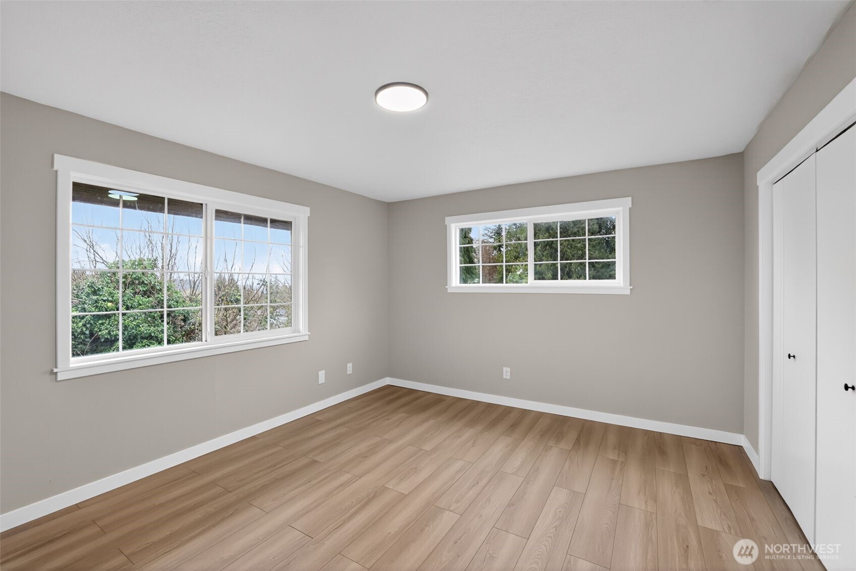 2404 Bloyd Street , Kelso, WA 98626-5113