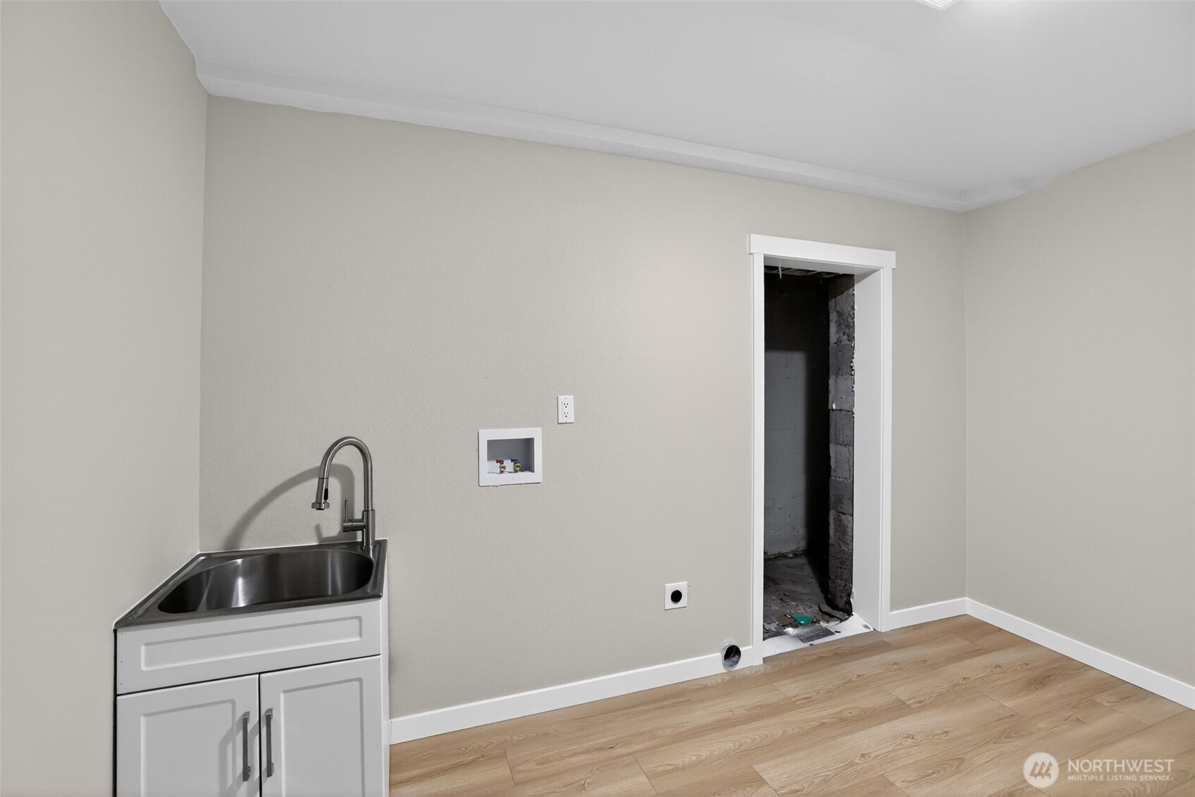 2404 Bloyd Street , Kelso, WA 98626-5113