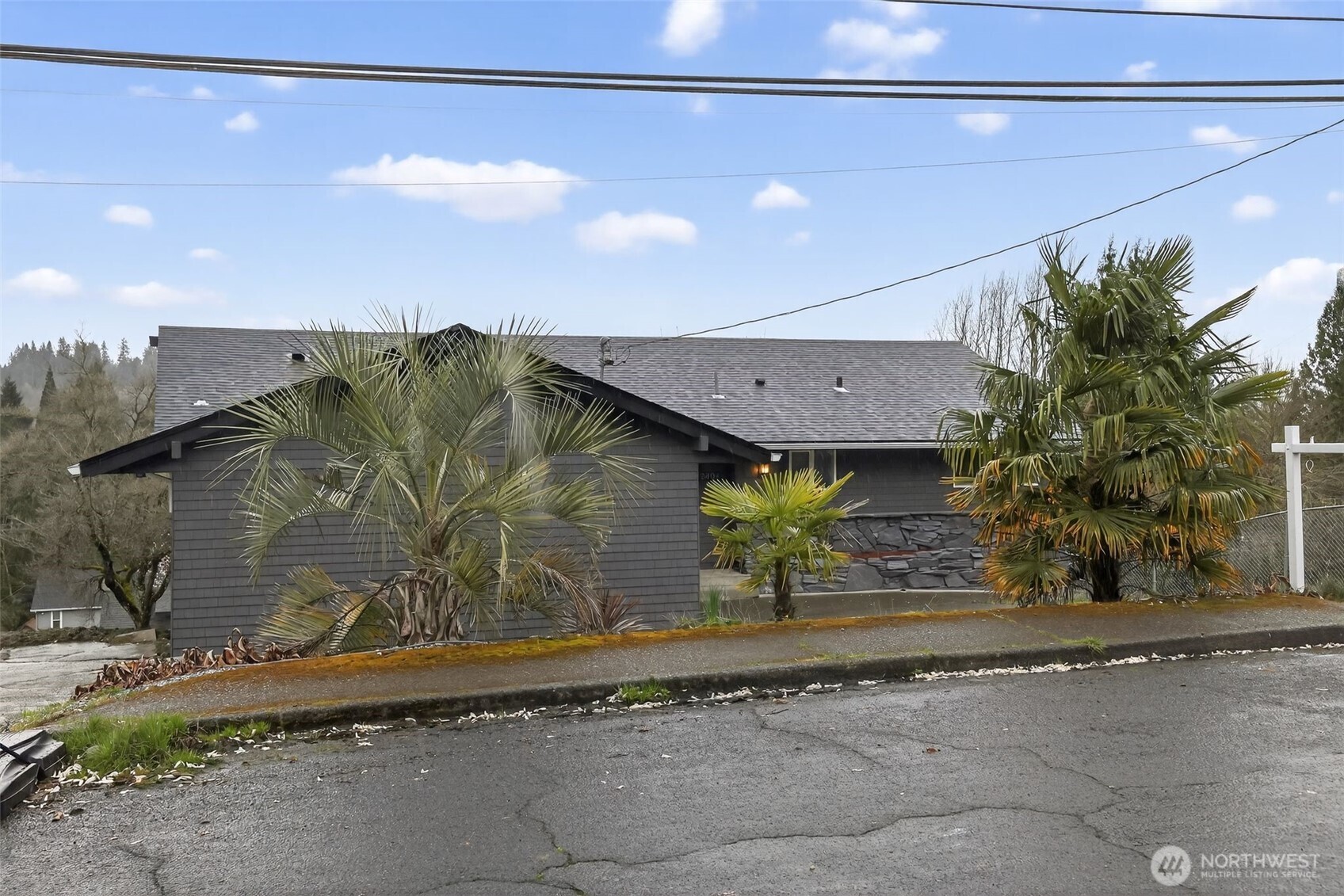 2404 Bloyd Street , Kelso, WA 98626-5113