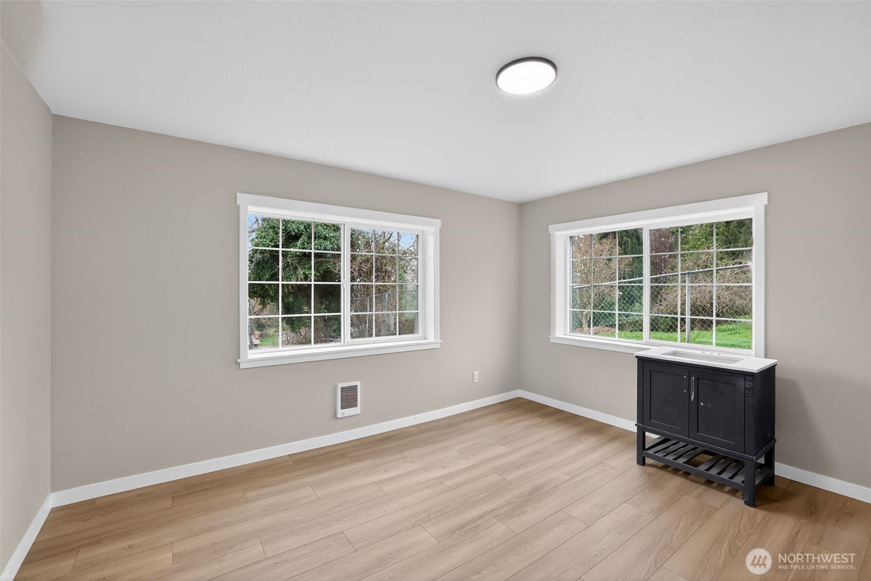 2404 Bloyd Street , Kelso, WA 98626-5113