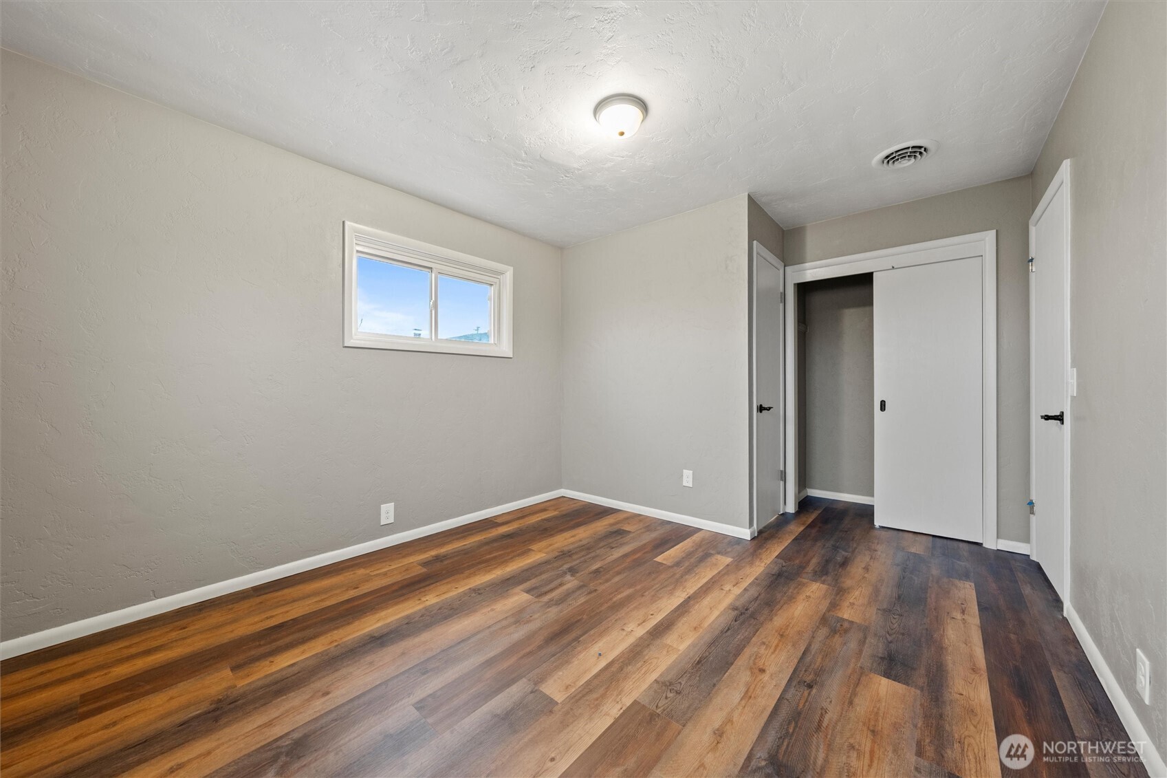 906 S A Street , Moses Lake, WA 98837