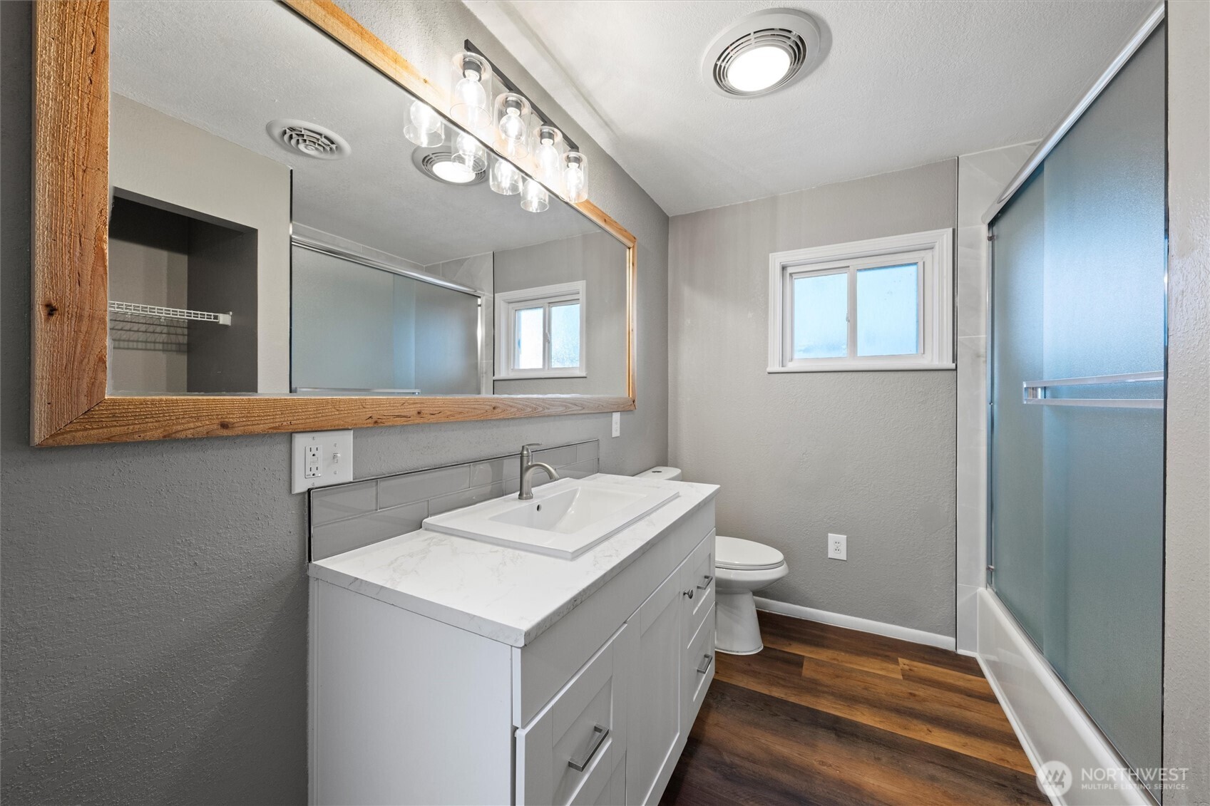 906 S A Street , Moses Lake, WA 98837