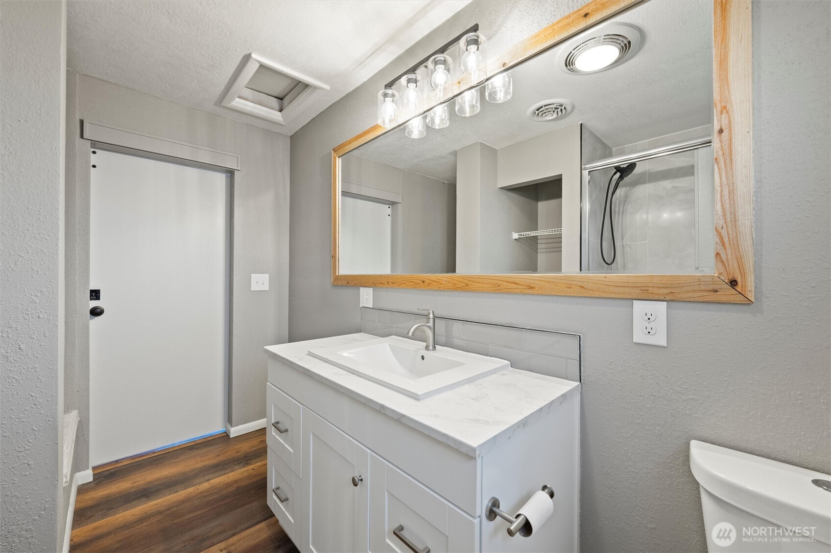 906 S A Street , Moses Lake, WA 98837