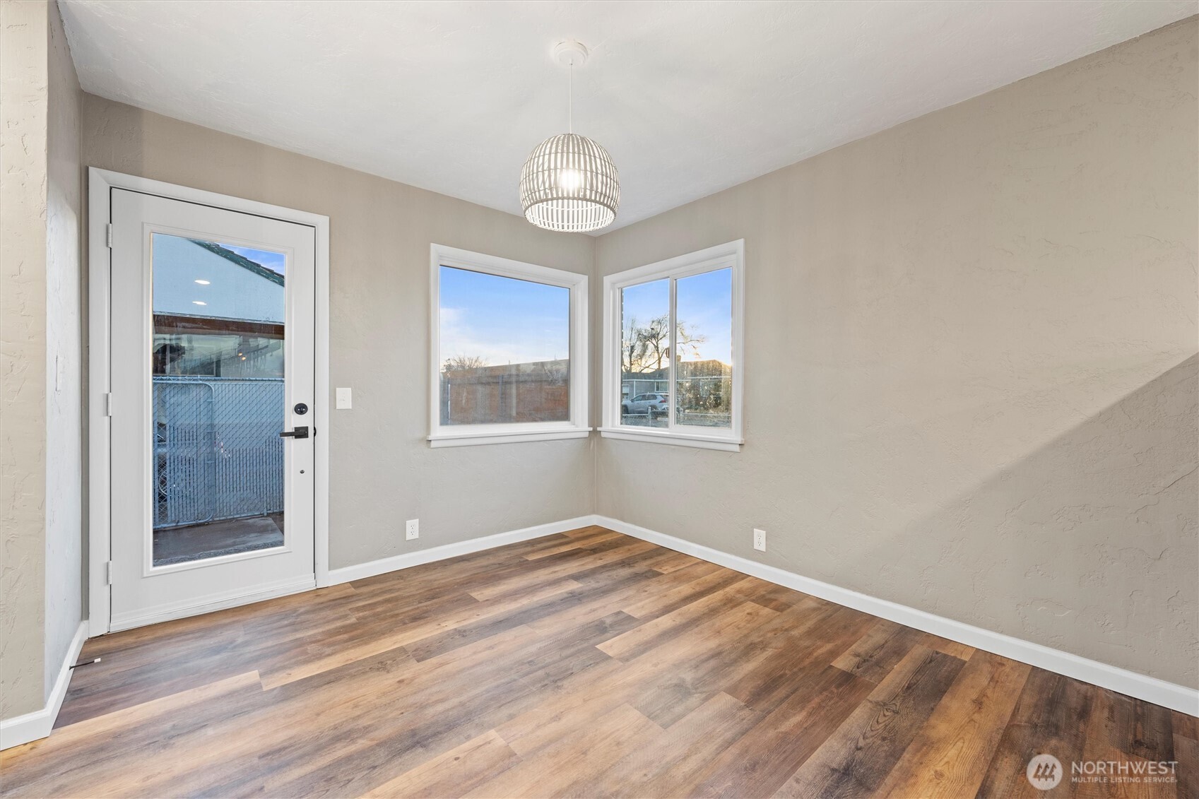 906 S A Street , Moses Lake, WA 98837