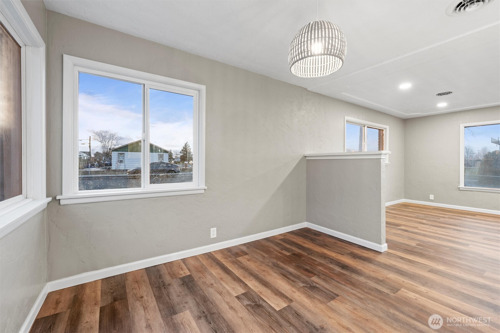 906 S A Street , Moses Lake, WA 98837