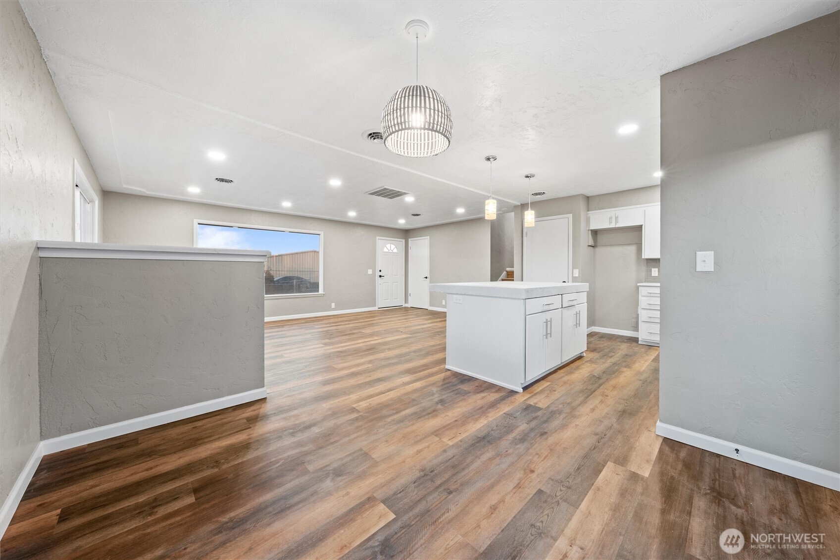 906 S A Street , Moses Lake, WA 98837