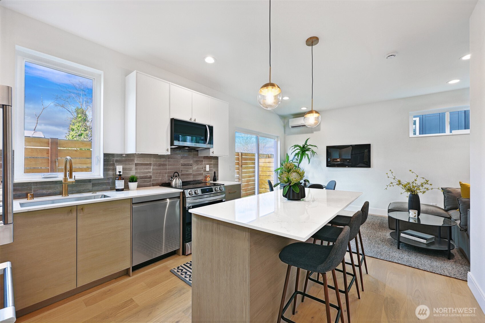 2006 B 19th Avenue S, Seattle, WA 98144