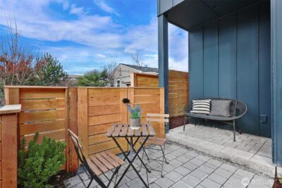 2006 A 19th Avenue S, Seattle, WA 98144 - Photo 3