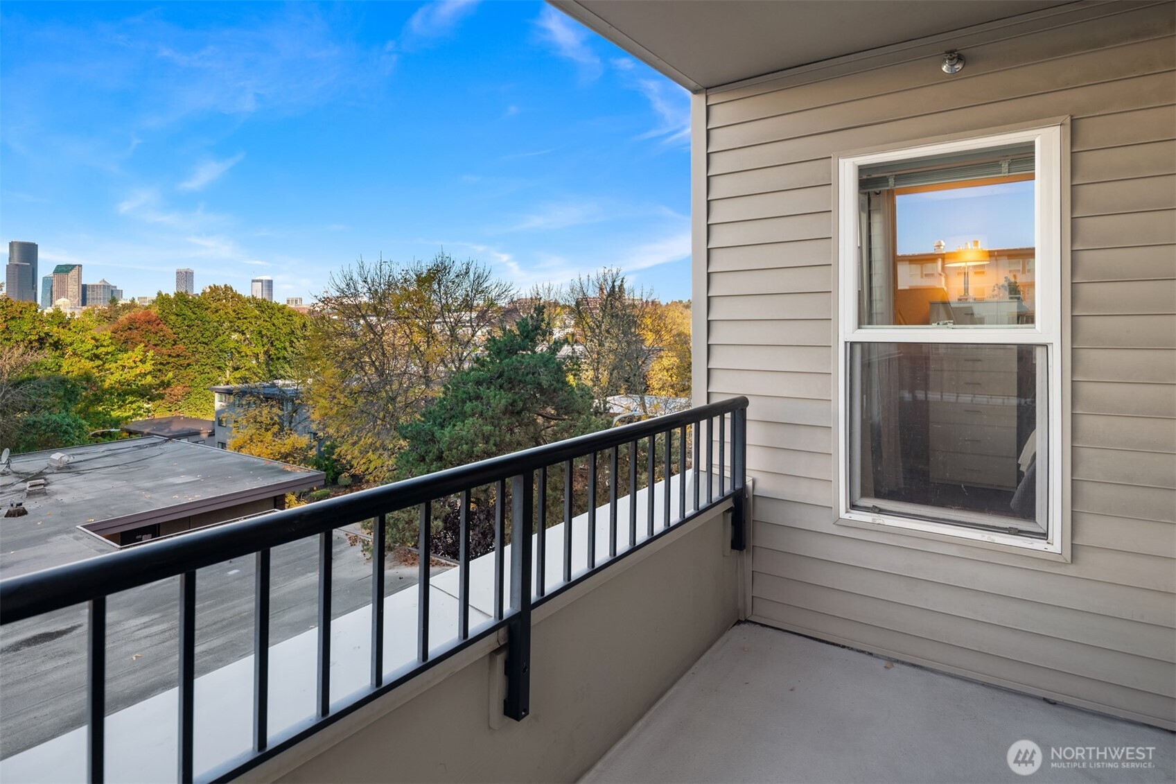 303 23rd Avenue S #310, Seattle, WA 98144