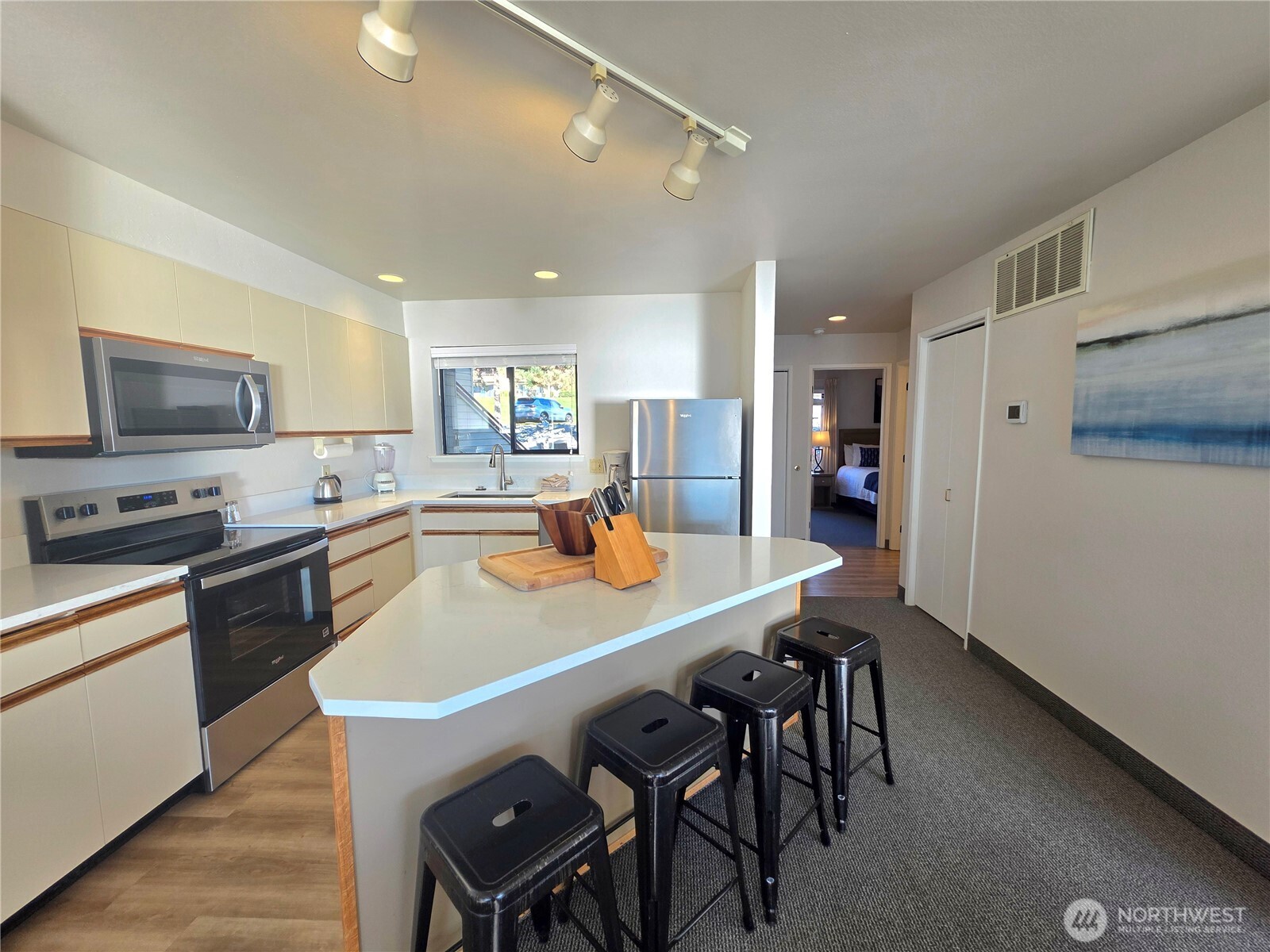 1 Nekquelekin 457-A , Manson, WA 98831
