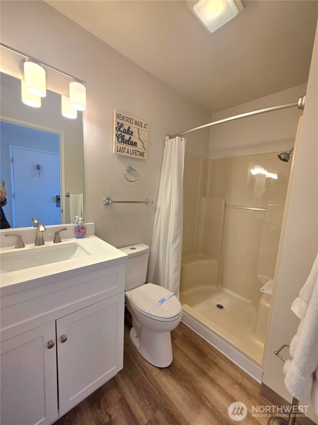 1 Nekquelekin 457-A , Manson, WA 98831
