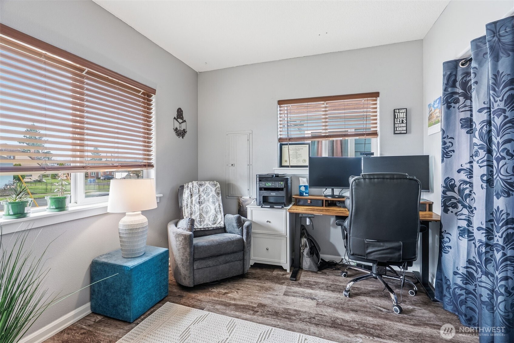 705 Cowlitz Way , Kelso, WA 98626