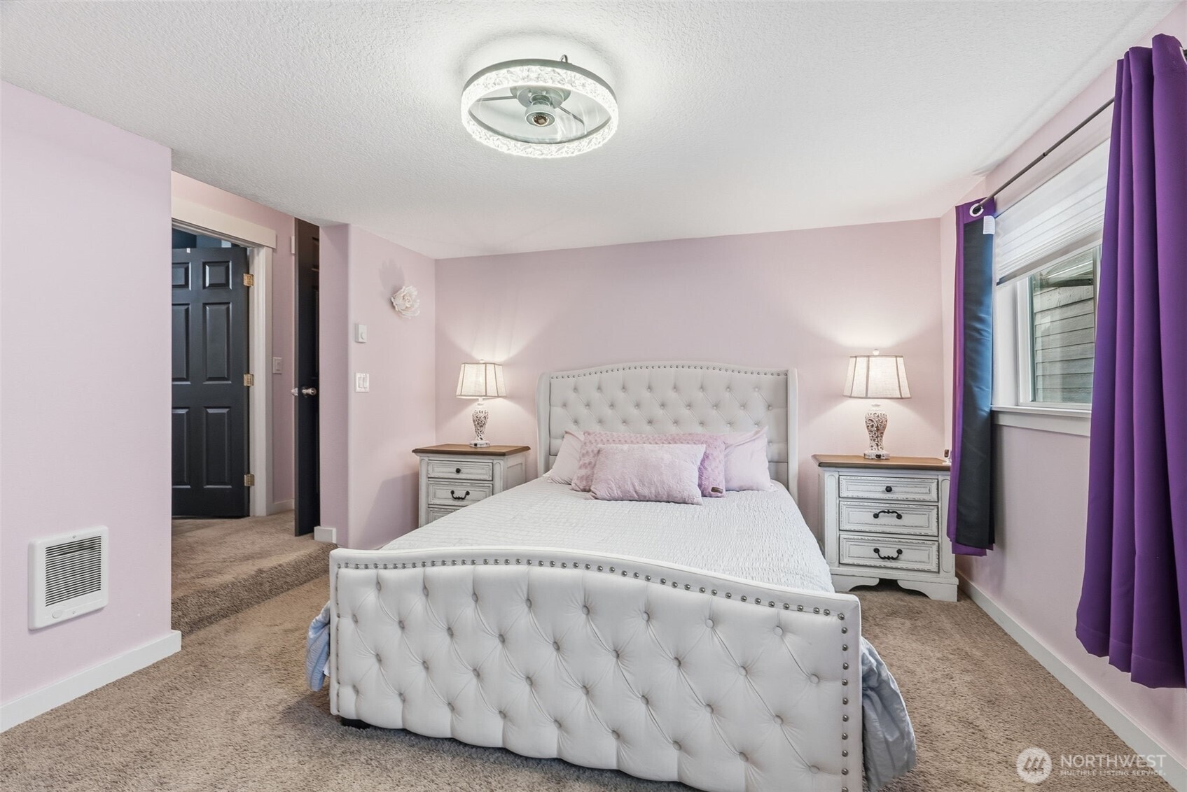 705 Cowlitz Way , Kelso, WA 98626