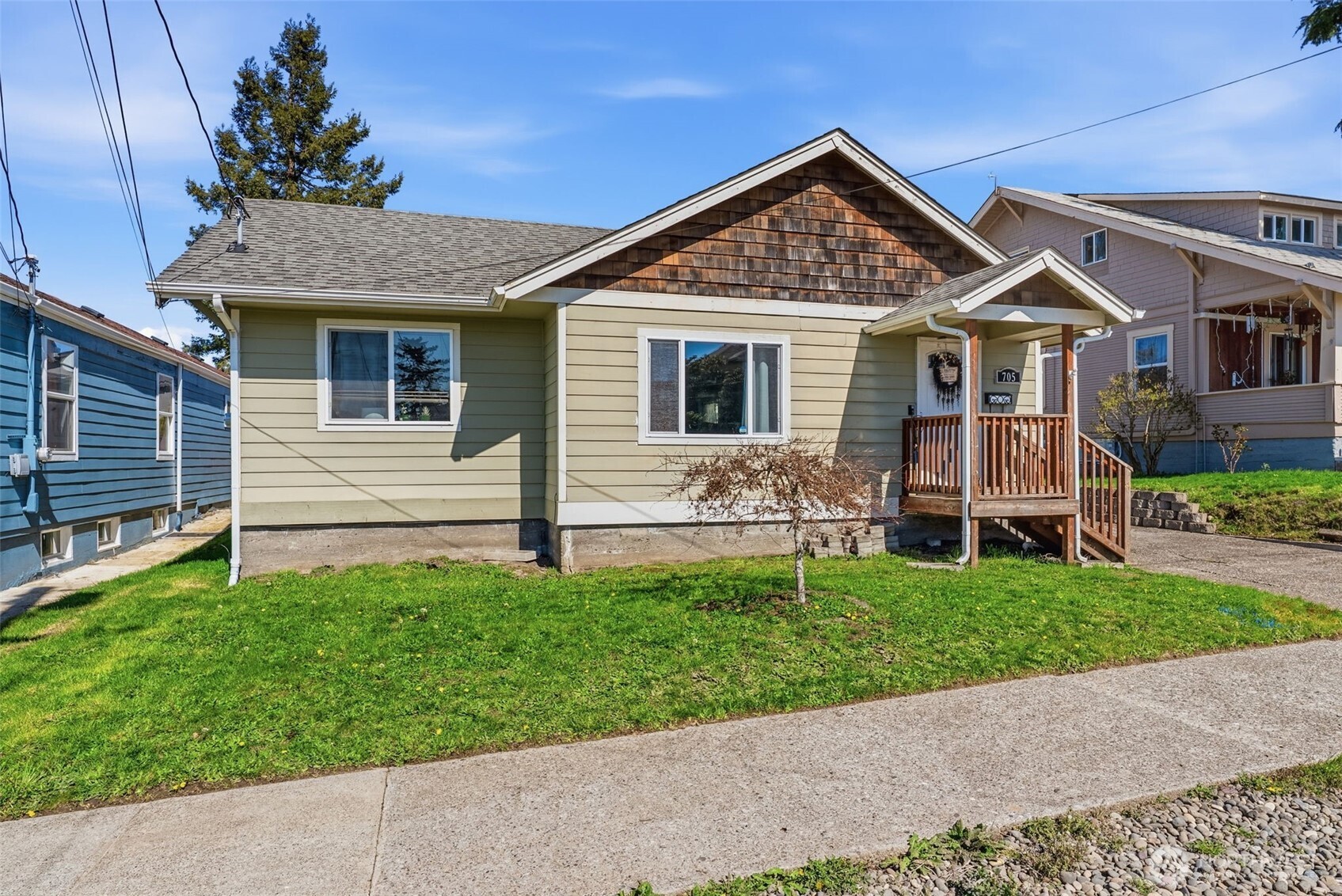 705 Cowlitz Way , Kelso, WA 98626