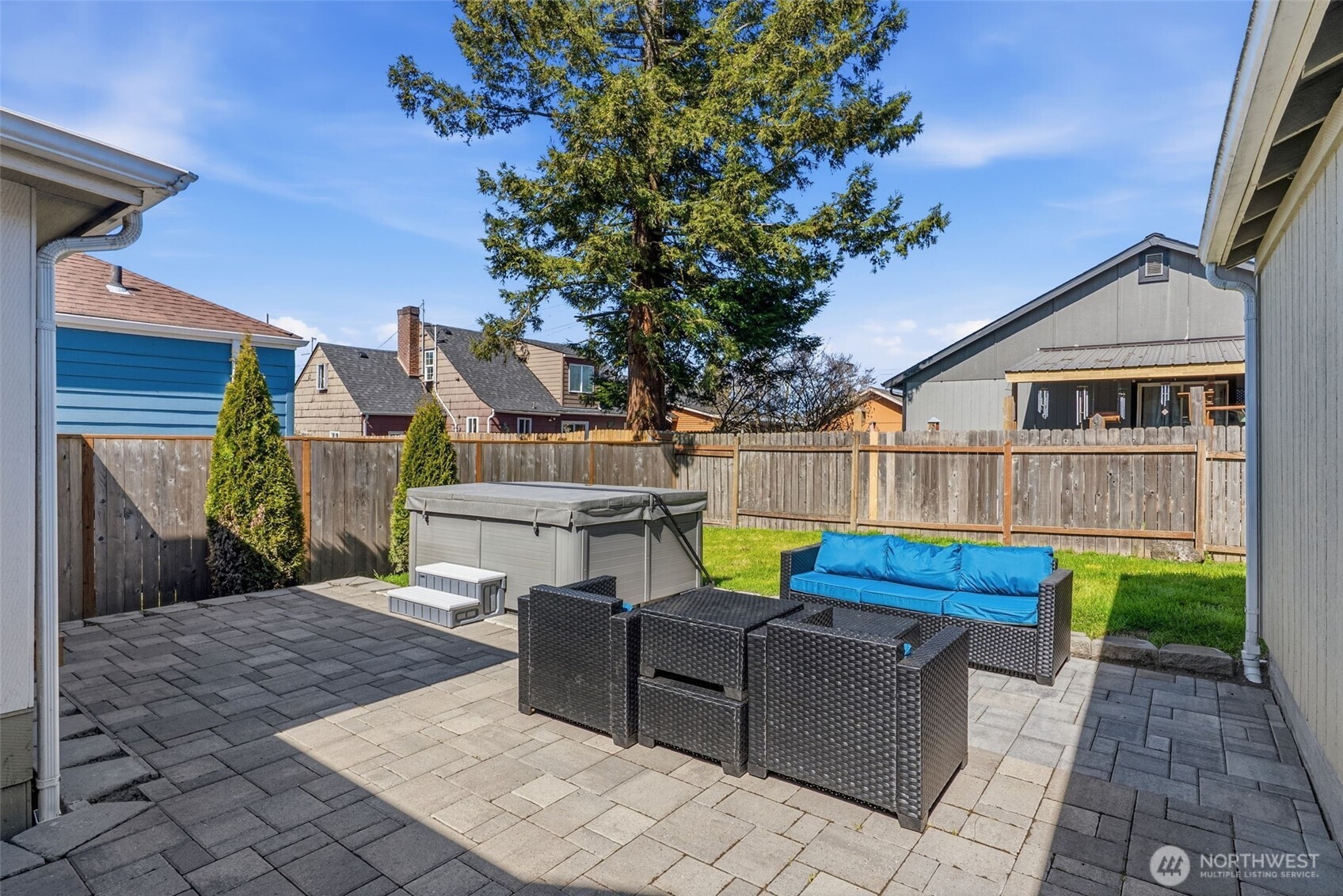 705 Cowlitz Way , Kelso, WA 98626