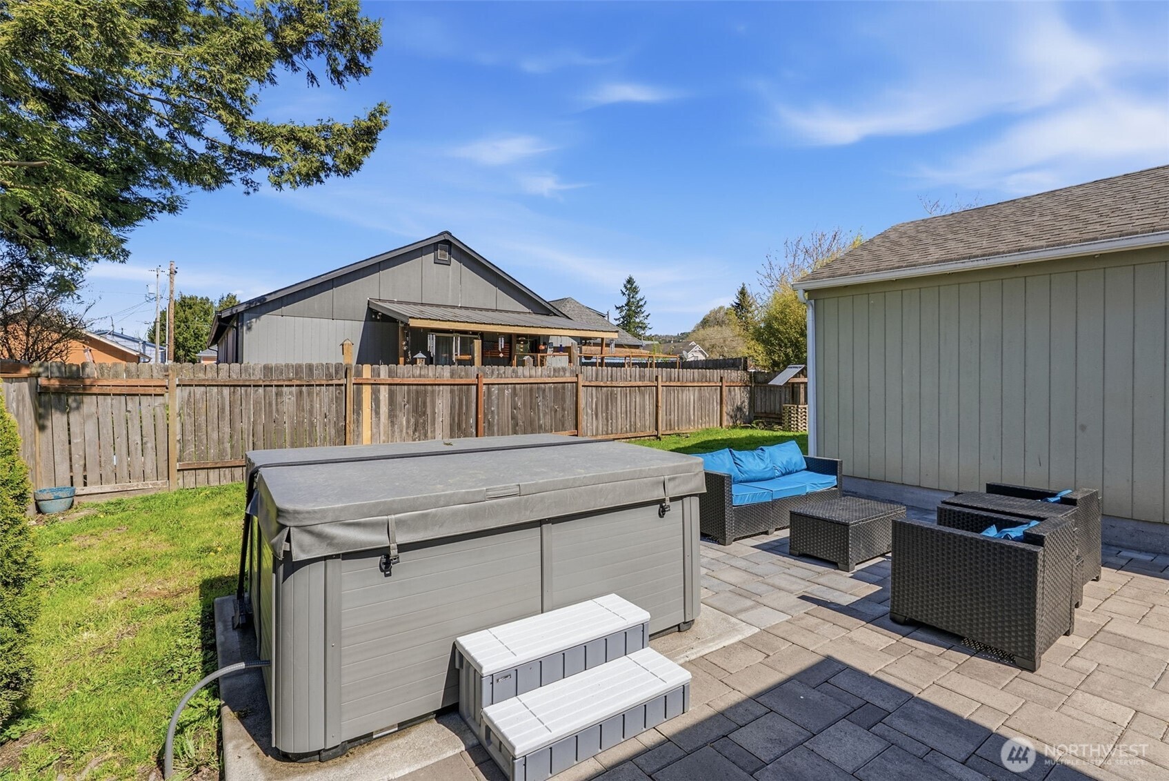 705 Cowlitz Way , Kelso, WA 98626