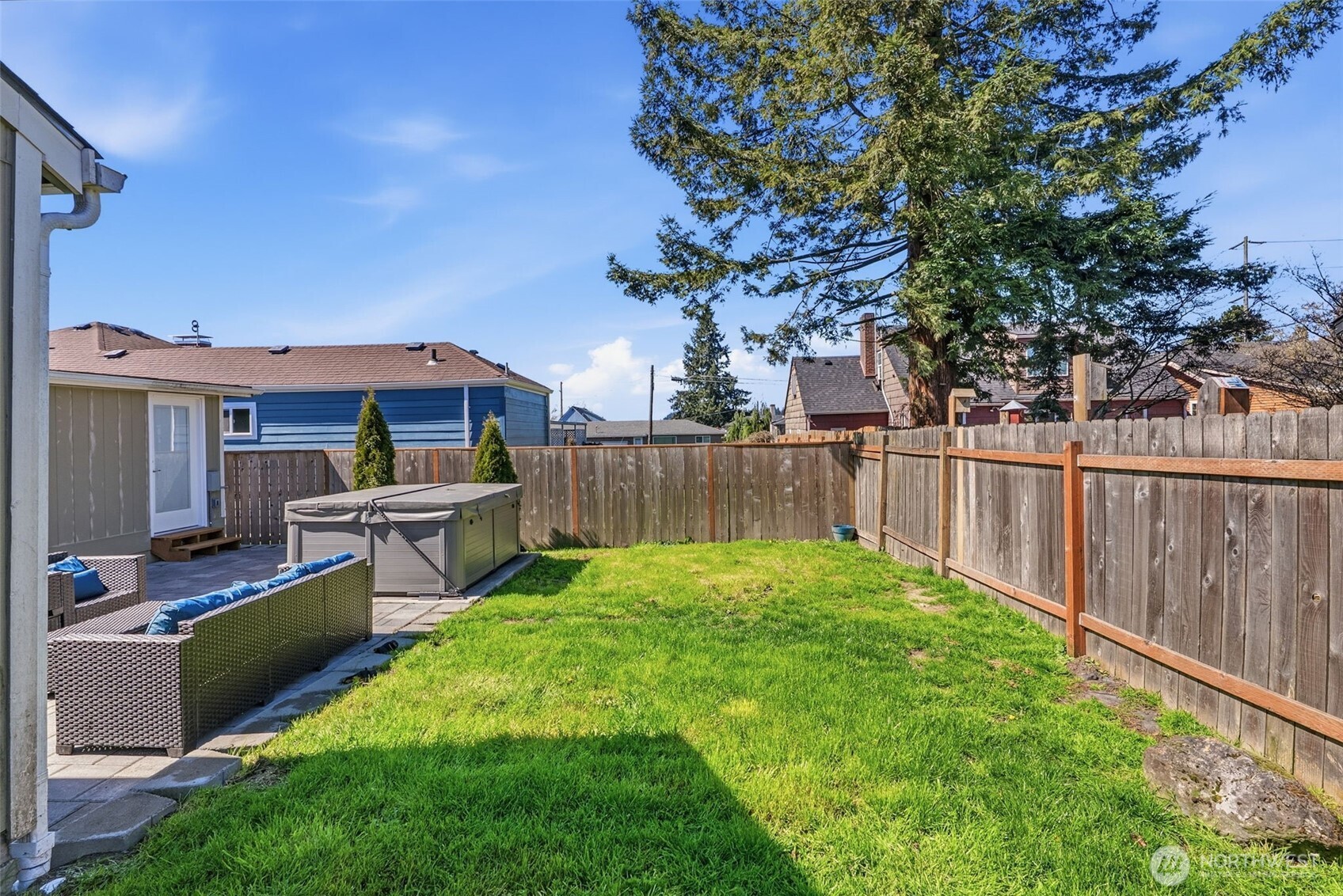 705 Cowlitz Way , Kelso, WA 98626