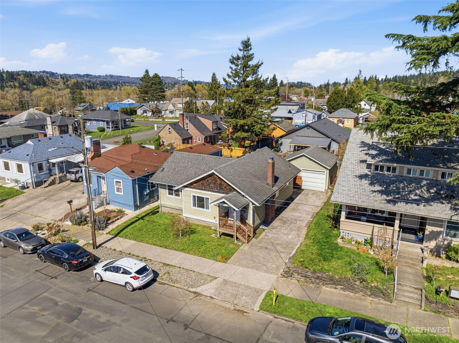 705 Cowlitz Way , Kelso, WA 98626