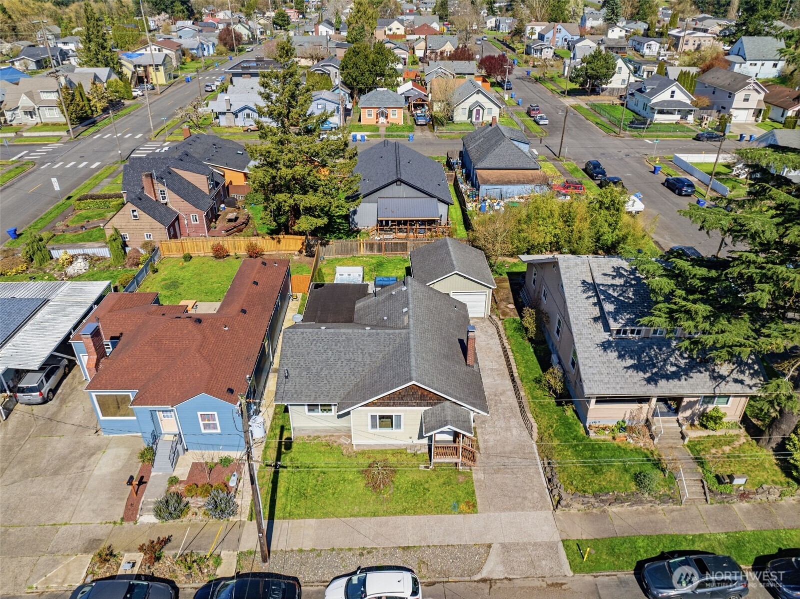 705 Cowlitz Way , Kelso, WA 98626