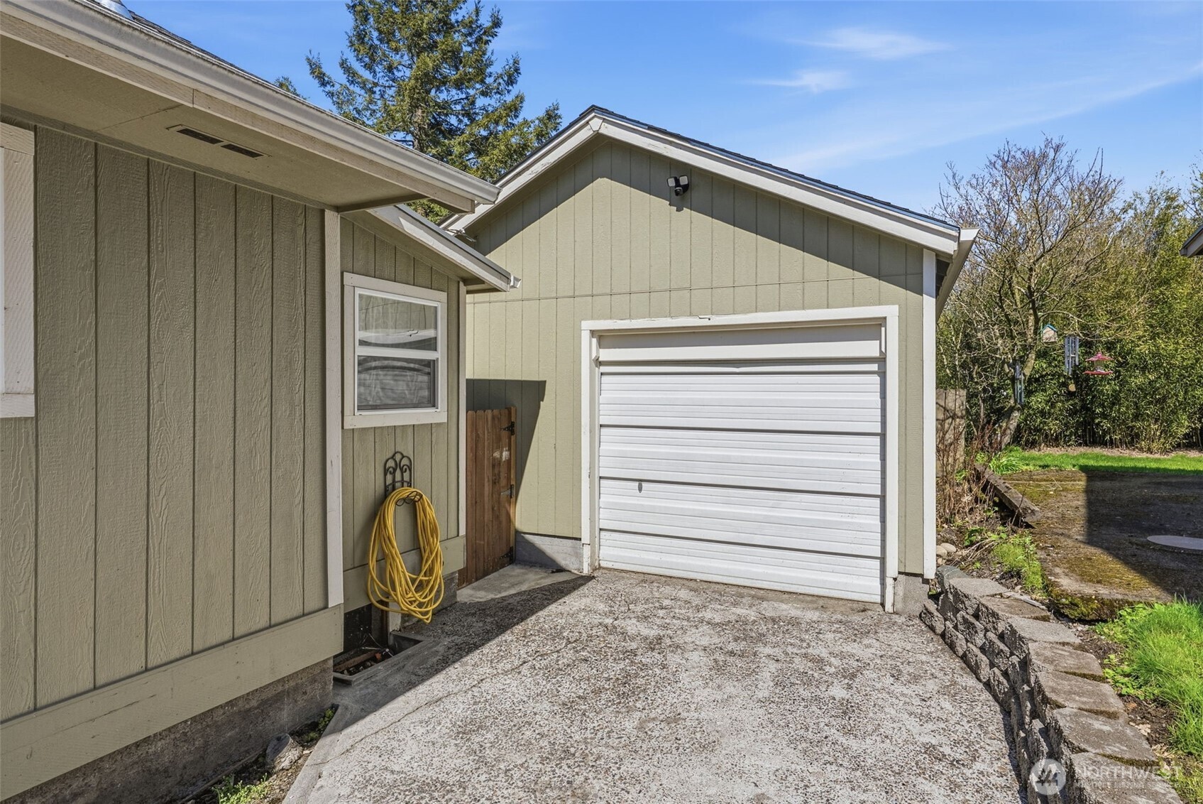 705 Cowlitz Way , Kelso, WA 98626
