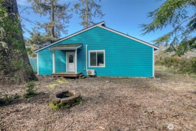 616 Sunset Avenue NE, Ocean Shores, WA 98569 - Photo 13