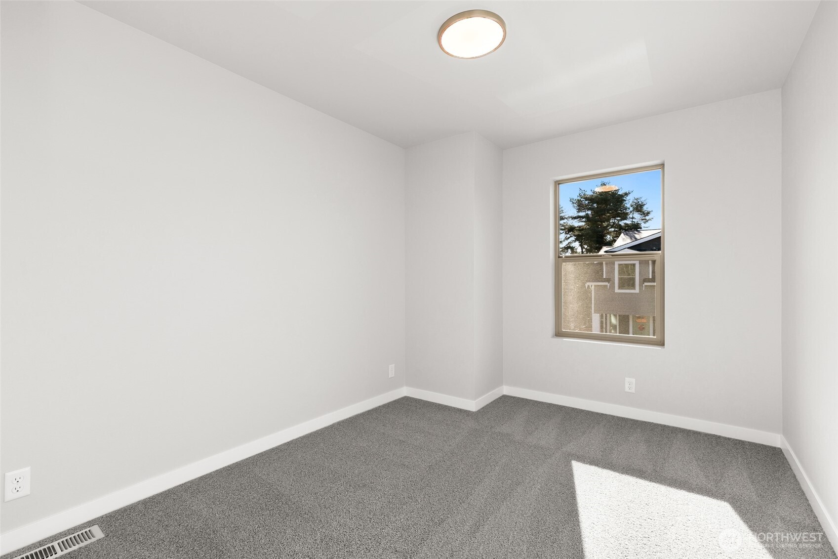 12532 SE 256th Place #11, Kent, WA 98030